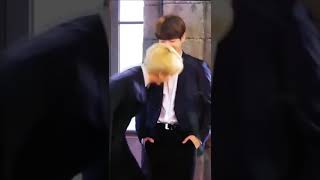 写真撮影で照れるグクミン🐰🐥【Jikook/Kookmin ＃Shorts】