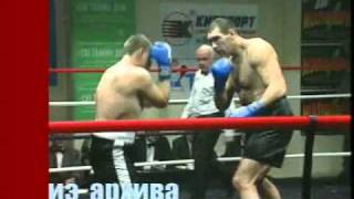 Nikolai Valuev vs Evgeny Odolsky.avi