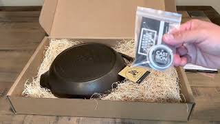 Unboxing: Austin Foundry Cookware No.11 Cast Iron Skillet & Grill Press