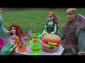 ELSA’s Barbecue ! Elsa and Anna toddlers at BBQ !  Picnic