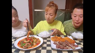 我还是得看着点#eating show#eating challenge#husband and wife eating food#eating#mukbang #asmr eating