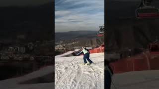 갓 레벨2가된 여성스키어가 숏턴을타면?? #스키어 #스키 #skiing