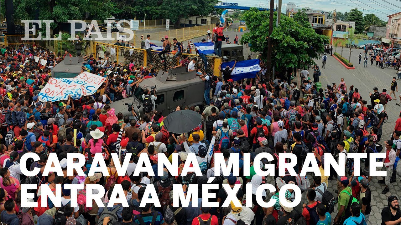 La Caravana De Migrantes Entra En Territorio Mexicano - YouTube