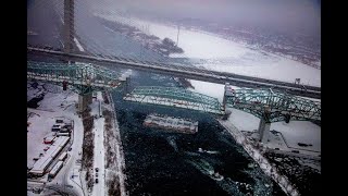 Champlain Bridge Deconstruction | Timelapse video of the lowering of the main steel span #JCCBI