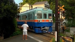 鉄道のある風景 熊本電鉄 200系の黄昏時 (16-Aug-2012) Landscape with Railway.