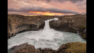 La cascada de Aldeyjarfoss, Islandia..