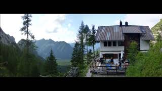 Rifugio Pellarini e cascata