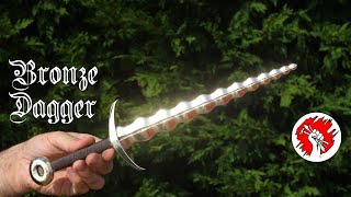 Casting a Bronze Dagger with a wavy blade - a symmetrical Kris or Flamberge knife (Serpentine blade)