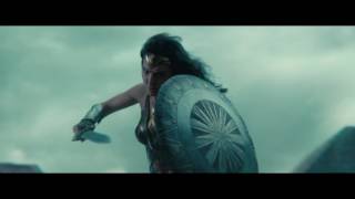 WONDER WOMAN - \