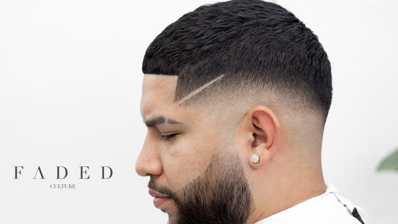 PERFECT MID FADE, SIMPLE STEPS, BEGINNER BARBER TUTORIAL!!! - YouTube