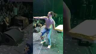 Steve Aoki's cake-throwing accuracy is unmatched] SPIN