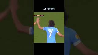 Il poker di Cavani in Napoli - Dnipro 4-2 in Europa League. Trevisani: E' UN MOSTRO...E' UN MOSTRO!