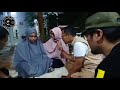 prosesi syahadat seorang mahasiswi usia 19 tahun yang mengharukan.....