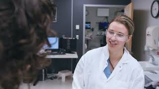 Hear directly from Mayo Clinic employees about their role as Pathologist Assistants