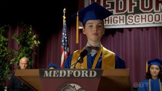 Sheldon Dedicates His Graduation Speech To Missy | Young Sheldon Season 4 Episode 1