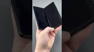 How Do You Open A Folding Phone With One Hand???