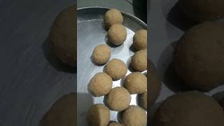 besan ladoos are always yum..😋😋😋 #shortsvideo #viral #shorts