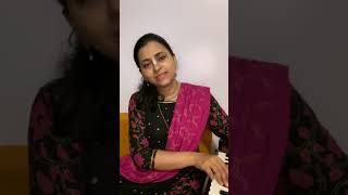 Radhikashtakam by Srila Krishnadas Kaviraj Goswami....sung by Rupamanjari Devi Dasi