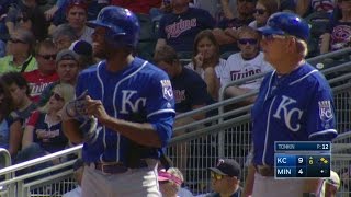 KC@MIN: Cain knocks a two-run single in the 6th