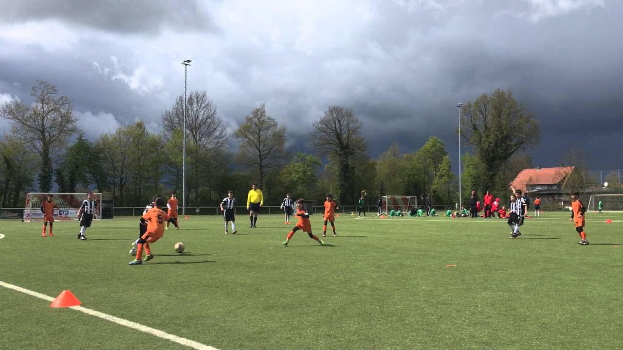 SG Wattenscheid 09 Vs. Besiktas Istanbul U9 Cup Steinhagen - YouTube