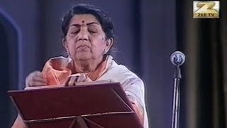 Yeh Raatein Nayi Purani | Lata Mangeshkar Live Hydrebad Concert 2002 | (Julie)