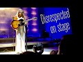 Maggie Rogers disrespected by crowd in Austin TX before performing “Alaska”, almost walks off