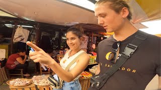 Paraguayan Girl Guide Me Inside Asuncion's Massive Mercado 4 🇵🇾