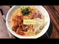 Ohn no khao swè // Burmese cuisine.