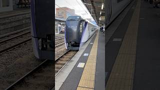 JR東日本長野支社の大糸線の松本駅に特急あずさ5号南小谷行きが到着するミュージックホーン1回