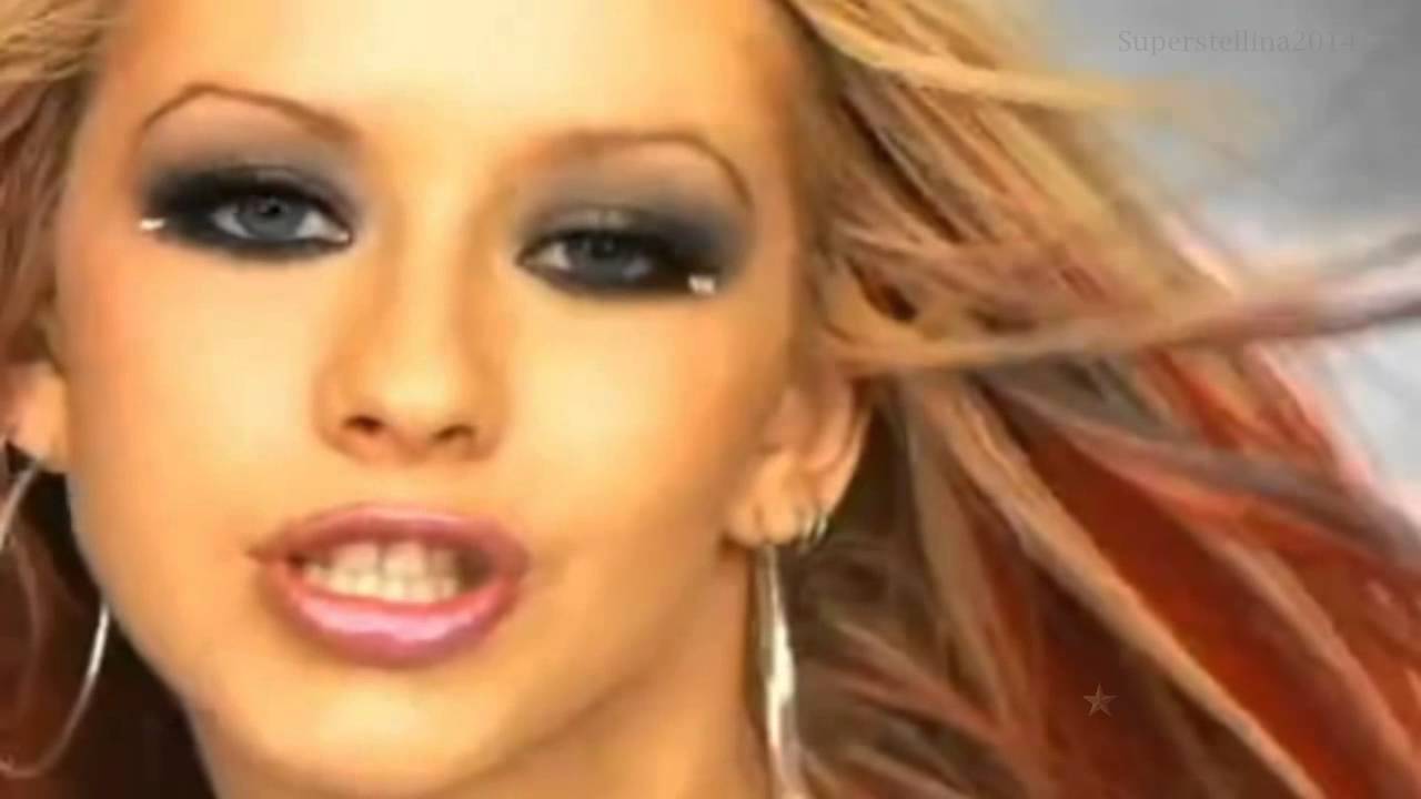 Christina Aguilera: Ven Conmigo (Solamente Tú) (musik Video) - YouTube