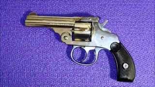 Harrington and Richardson .32 S\u0026W Top Break Revolver