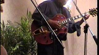 Jim Nichols trio CAAS 1999, playing Chet Atkins, \