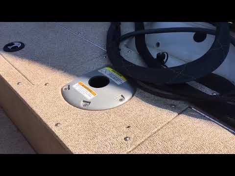 Swivel Eze ski pylon in my 2014 Crestliner Fish Hawk 1850 Swivel Eze ski pylon in my 2014 Crestliner Fish Hawk 1850