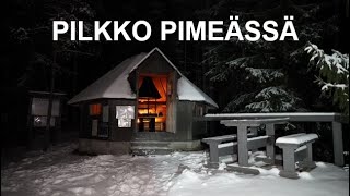 Pimeässäkin voi retkeillä. Mennään kodalle iltapalalle. Retkeily ja ulkoilu.