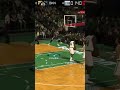 灌完籃掛在籃框上的樣子好像長臂猿🐒nba2kmobile