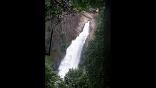 Dunhinda Waterfalls in 2005