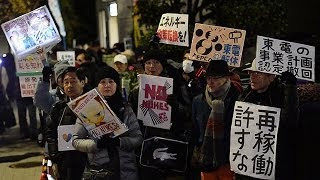 脱原発「議論を」　首相官邸や国会正門前