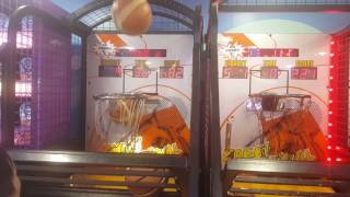 Street Basketball Jr. Arcade Games - Two-handed 1139 points 迷你街頭籃球機: 雙手射籃1139分