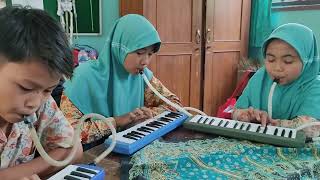 Permainan Pianika Anak-anak Kelas VI SDN 3 Kalirancang