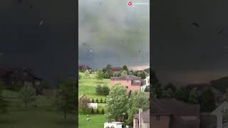 Tornado rips through buildings in Pennsylvania