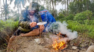 SOLO CAMPING - Abandoned Tropical Island