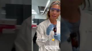 How to use an FTIR device? 🔬 #shorts | Terasaki Institute