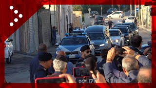 La salma di del boss mafioso Matteo Messina Denaro arriva al cimitero di Castelvetrano