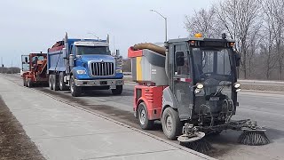 ROAD SWEEPING; Hako, Broce Broom Sweepers \u0026 International Truck