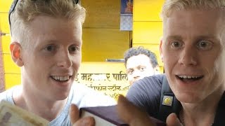 How to sell bidi to a foreigner | 2 Foreigners In Bollywood