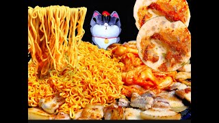 ASMR MUKBANG-00:00 nouilles mélangées épicées, viande grillée, kimchi, petits pains frits-Meowfood