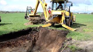 Compacttilt CT10 mounted on Hydrema Backhoe