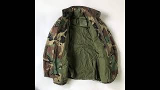 M-1965 Field Jacket ลาย Woodland ขนาด SMALL REGULAR สภาพหนีทหาร (ไม่ผ่านการใช้งาน) ราคา 1,950 บาท