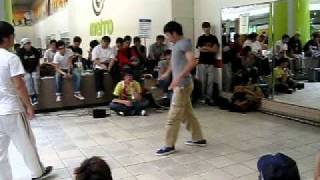 20101127FUNK WAY POPPIN BATTLE 32強 A庭 VS