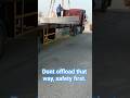 Offloading precast cover slab with wrong lifting devise. #precast #wronglifting #safetyfirstlife